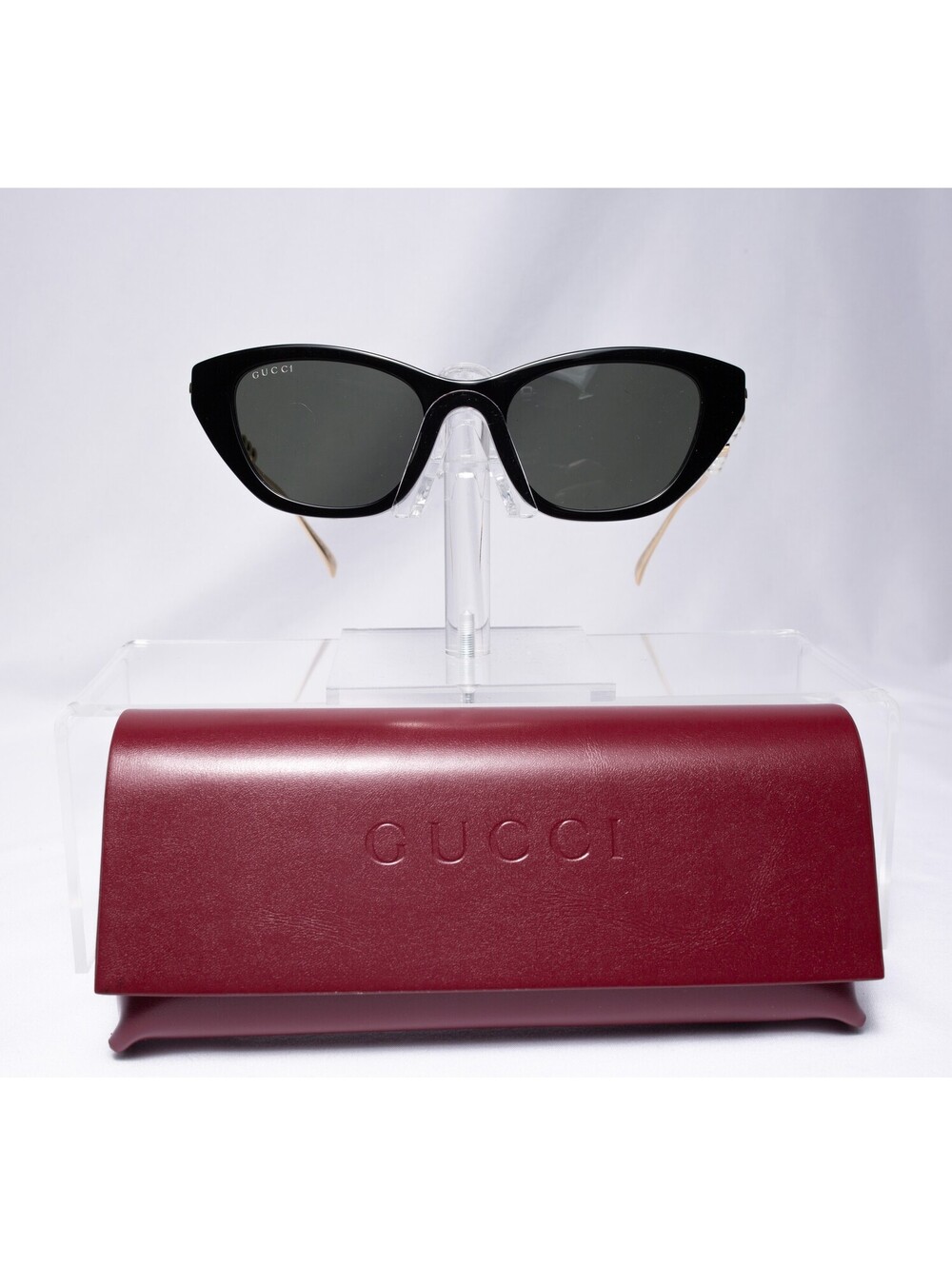 Gucci Cat Eye With Pearls Black